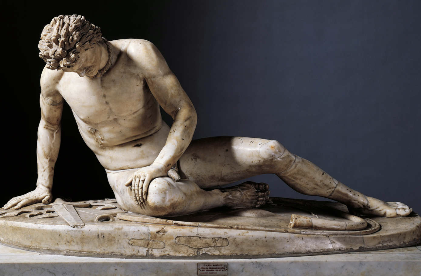 thedyinggaul hellenistic statue acropolis